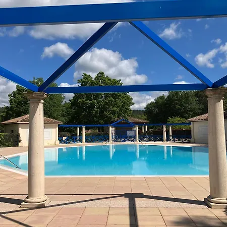 Holiday home Petite Maison Avec Piscine Entre Et Montagne *